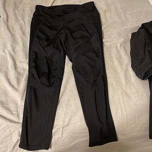 Black leggings size Medium